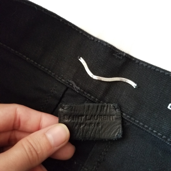 Saint Laurent Coated Black Skinny Jeans - Picture 6 of 9